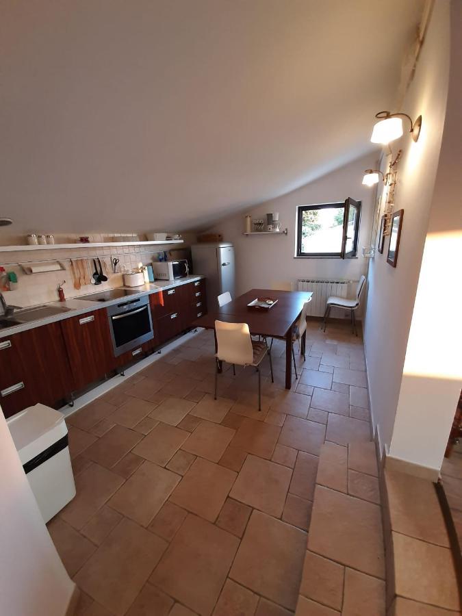 Nice, Cosy Studio Apartment With Shared Outdoor Pool Banjole Eksteriør bilde